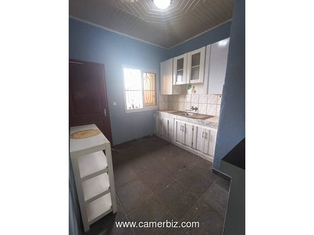 Appartement avec eau chaude Forage, parking à Ahala. Accès à pieds - 34366