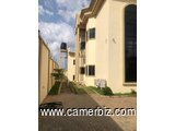 YAOUNDÉ ODZA petit marchée Duplex haut standing nouvellement construit  À vendre superficie :1000 m2
