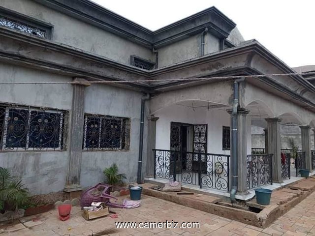 Beau duplex à vendre à Odza petit marché - 34422