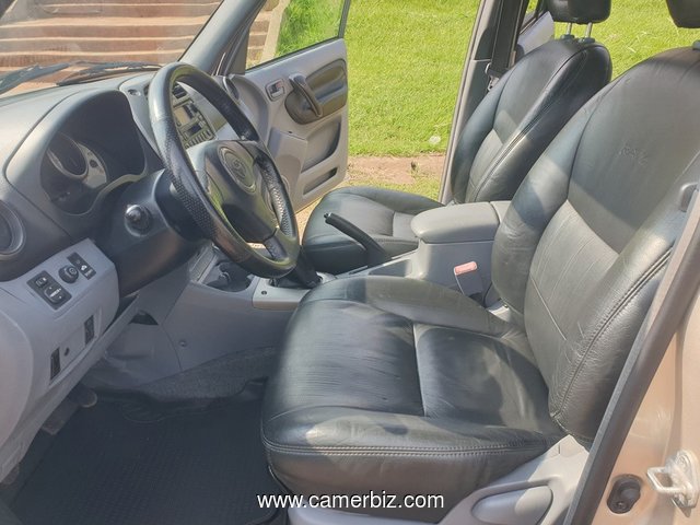 4WD 2004 Toyota Rav4 : YAOUNDE.  - 34481