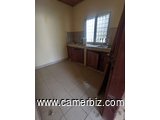 Villa avec parking forage à Simbock Titus - 34607