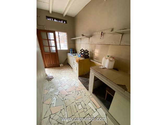 Appartement en duplex avec parking à Mélen. 2 chambres 1 douche - 34656
