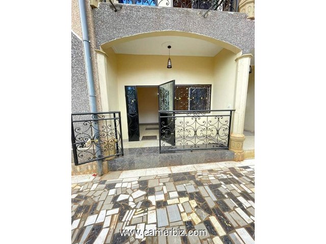 Studio neuf avec parking forage à Emana Moto 150f - 34692