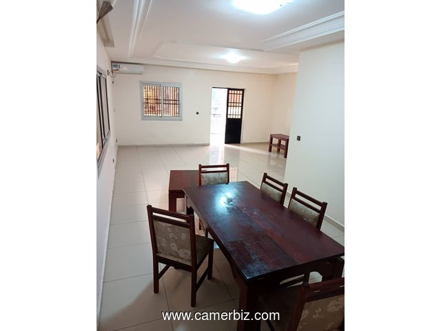 Belle villa avec clim eau chaude, parking, baignoire à Bastos - 34703