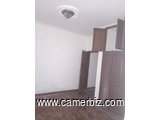 Appartement avec eau chaude, parking à Emana pont.  2  chambres 2 douches - 34731