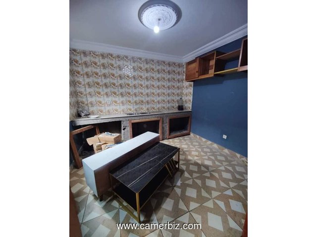 Appartement et studio neufs avec parking forage prépayé à Emana. Moto 150f. 2  chambres 1 douche - 34742