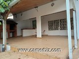 Villa titrée avec piscine, espace vert, forage parking à vendre à Bastos  - 34745
