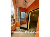 Appartement propre avec parking forage à Meyo. 2 chambres 2 douches. Accès goudronné.  - 34748