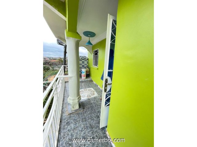 Bel Appartement avec parking forage à Messassi. 2 chambres 2 douches  - 34750