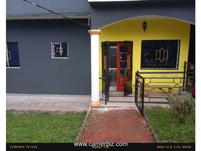 Appartement avec gardien parking forage à Odza Nkolnda.  2 chambres 2 douches - 34760
