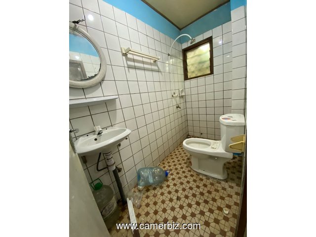 Appartement avec  parking à Obobogo. 2 chambres 2 douche - 34770