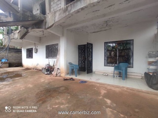 appartement avec forage, parking à Nkoabang  - 34855