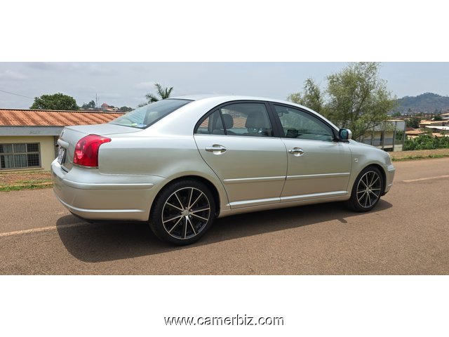 2006 Toyota AVENSIS Automatique a vendre à YAOUNDE - 35393
