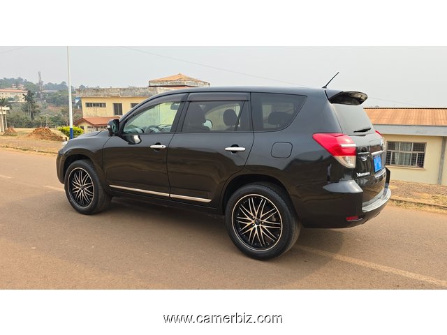 2011 Toyota VANGUARD Automatique avec 4WD à vendre à Yaoundé - 35413