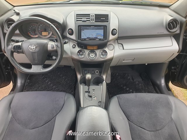 2011 Toyota VANGUARD Automatique avec 4WD à vendre à Yaoundé - 35413