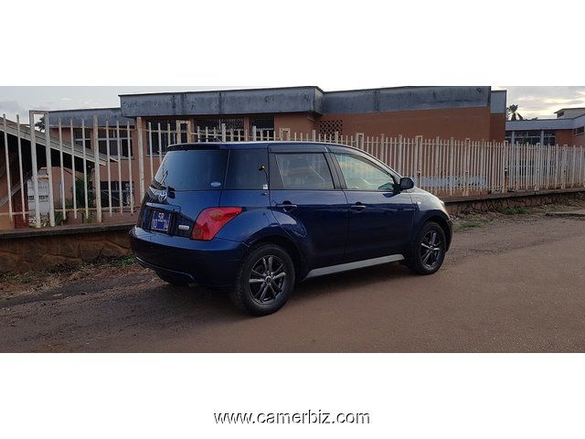 Belle 2006 Toyota Ist a Vendre - 3543