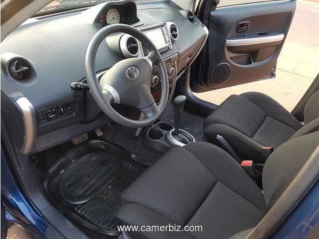Belle 2006 Toyota Ist a Vendre - 3543