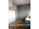 appartement 02 chambres a louer biyem-assi - 3546