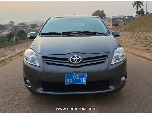  2011 Toyota AURIS Automatique à vendre à Yaoundé.  - 35505