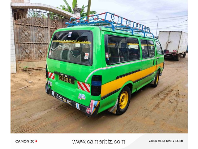 4,700,000FCFA-BUS-TOYOTA HIACE-EN 19PLACES VERSION 1997-OCCASION DU CAMEROUN-BON ETAT - 35519