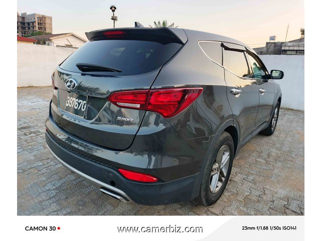 10,200,000FCFA-HYUNDAI SANTA FE 4X4WD VERSION 2017-OCCASION BELGIQUE-FULL OPTION - 35536