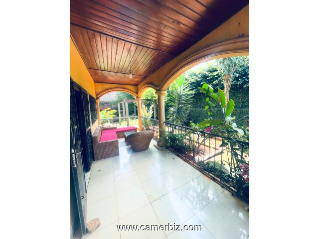 Villa 4 chambres à vendre à Awae - 35617