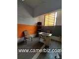Bureau à louer à akwa 