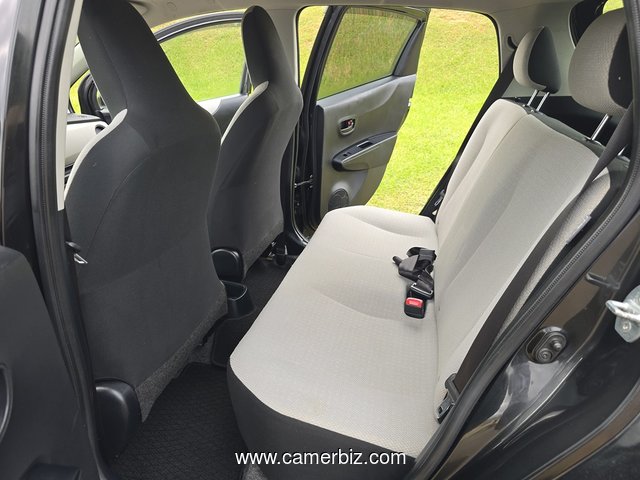 4WD 2012 Toyota YARIS Automatique. YAOUNDE. - 35738