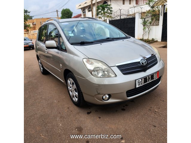 Corolla verso  - 35747