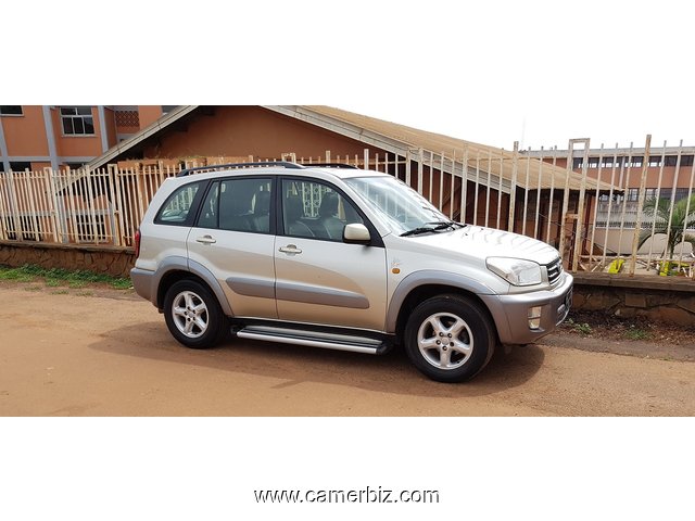 2004 Toyota Rav4 Full Option avec 4WD(4×4) a vendre - 3575