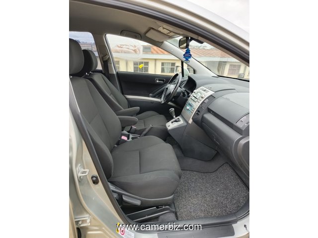  7 Places 2005 Toyota Corolla Verso Automatique - 35851