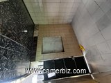 Maison a vendre a akwa nord a cote du goudron de l'axe principale 