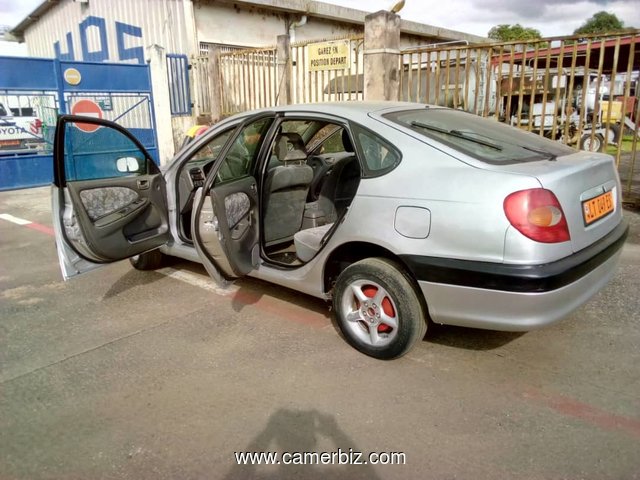 TOYOTA AVENSIS VERSION 2002 - OCCASION Belgique - 10 CV - FULL OPTION - 3605