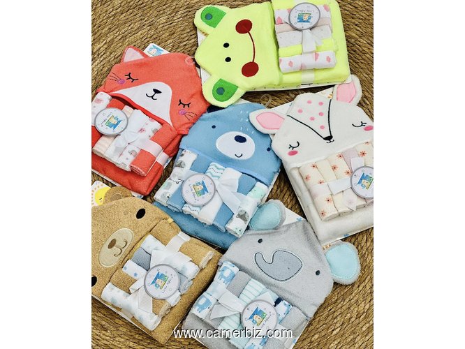 Sortie de bain à capuche pour bébé + 6 gants de Toilette - 36125