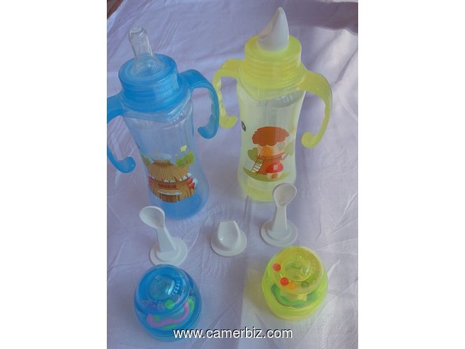 Biberon avec cuillère - grand modèle (24 cl) - 36132