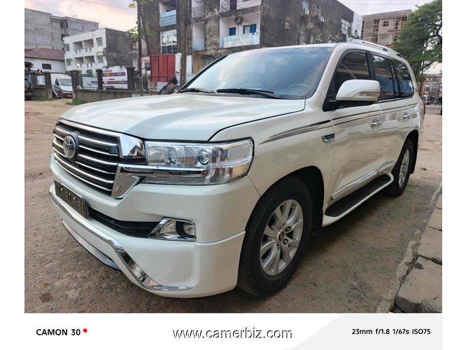 33,000,000FCFA-TOYOTA LANDCRUISER V6-4X4WD-VERSION 2015 TUNEE 2020-NEUVE DE DUBAI!!! - 36268