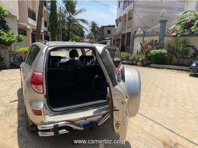 Rav4 climatisée avec chauffeur professionnel  - 36275