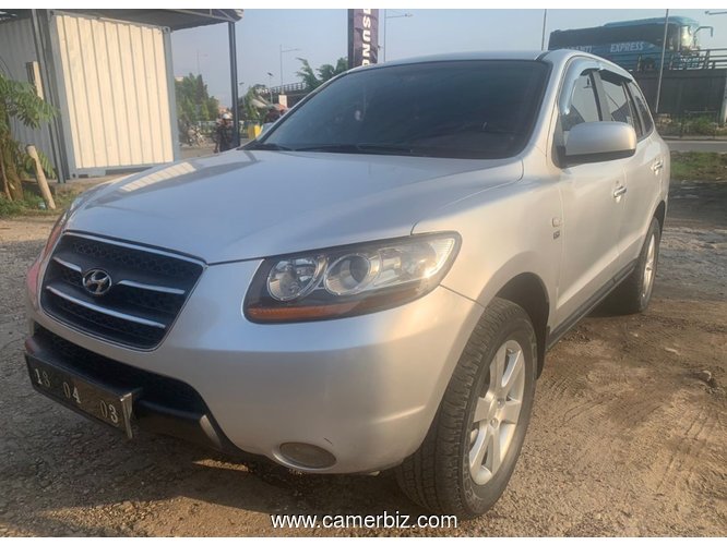 5,900,000FCFA-HYUNDAI SANTA FE 4X4WD VERSION 2010-OCCASION COREE DU SUD-EN 7PLACES-PROPRE - 36338