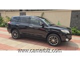 4WD 2010 Toyota VANGUARD Automatique avec 7 Places à vendre à Yaoundé