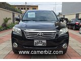 4WD 2010 Toyota VANGUARD Automatique avec 7 Places à vendre à Yaoundé - 36350
