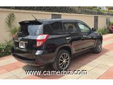 4WD 2010 Toyota VANGUARD Automatique avec 7 Places à vendre à Yaoundé - 36350