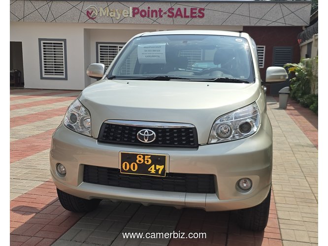 4WD 2015 Toyota Rush Daihatsu Bergo Automatique à vendre à Yaoundé - 36351