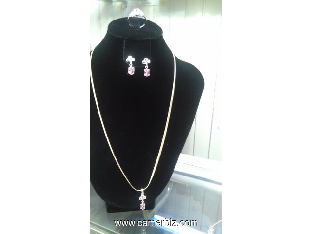 ensemble femme a vendre - 3656