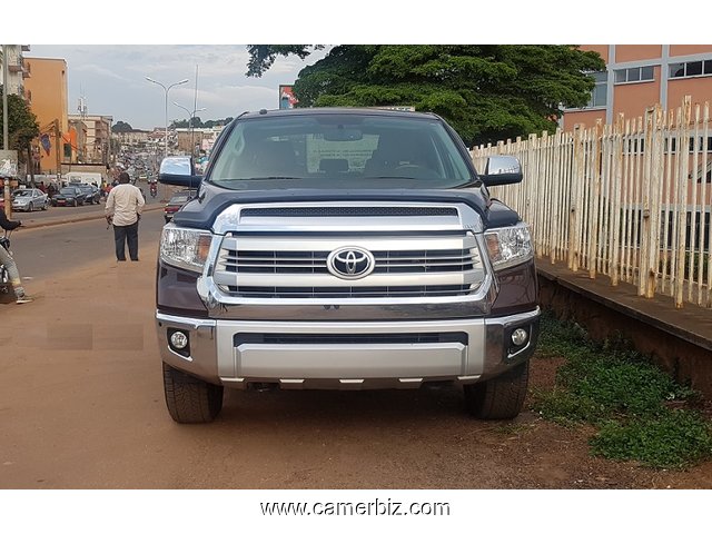 Belle 2017 Toyota Tundra avec 4WD(4x4) a vendre - 3735