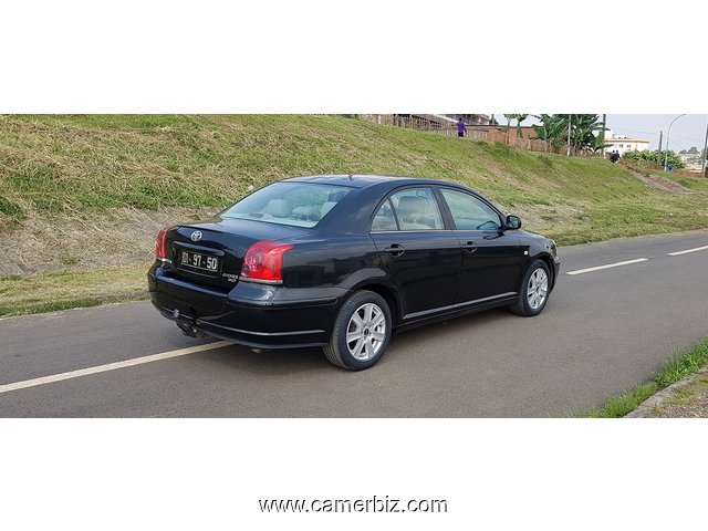 2005 Toyota Avensis Full Option a vendre - 3878