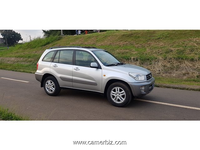 2004 Toyota Rav4 Full Option avec 4WD(4×4) a vendre - 3886