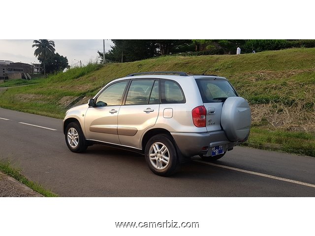 2004 Toyota Rav4 Full Option avec 4WD(4×4) a vendre - 3886