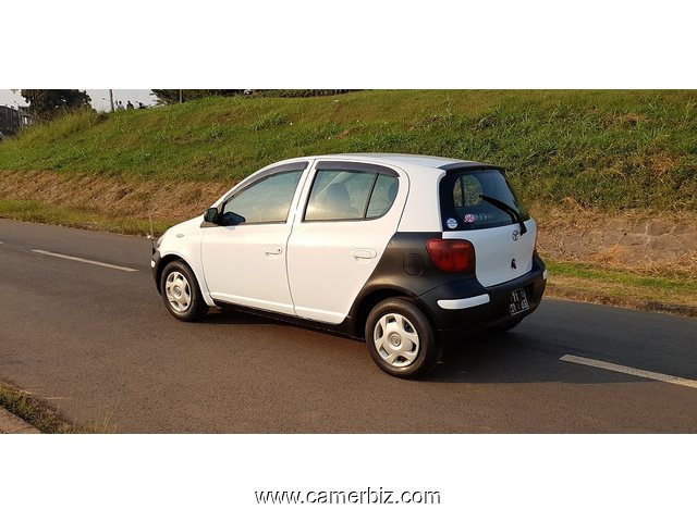 2004 Toyota Yaris  Full Option a vendre - 4069