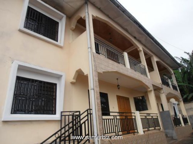 Appartements de 03 chambres à louer à Odza, Yaoundé 200.000 f cfa le mois - 4217