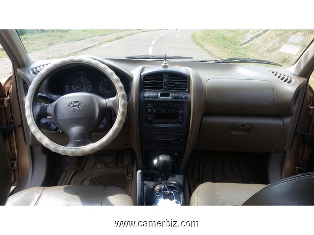 Super Jolie 2004 Hyundai SANTA FE full Option avec 4WD a vendre - 4346